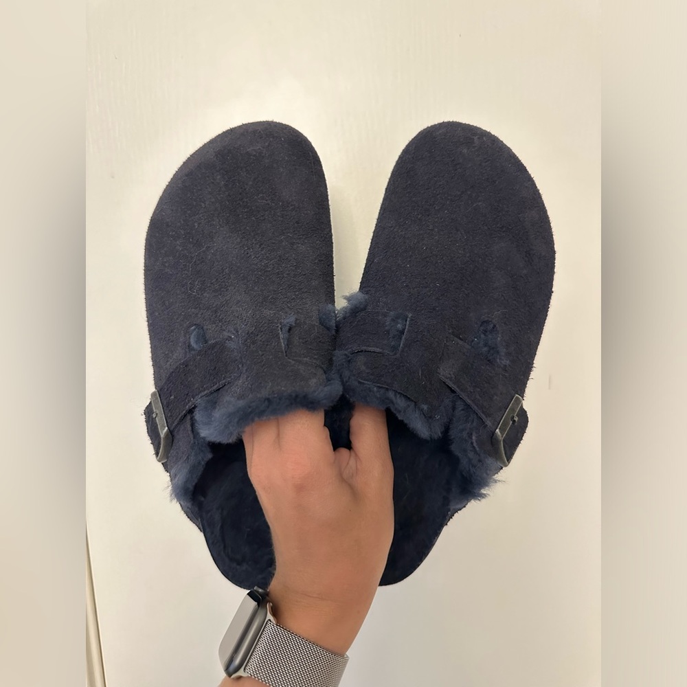 Fur Lined Birkenstocks in Navy Blue Women’s size 37